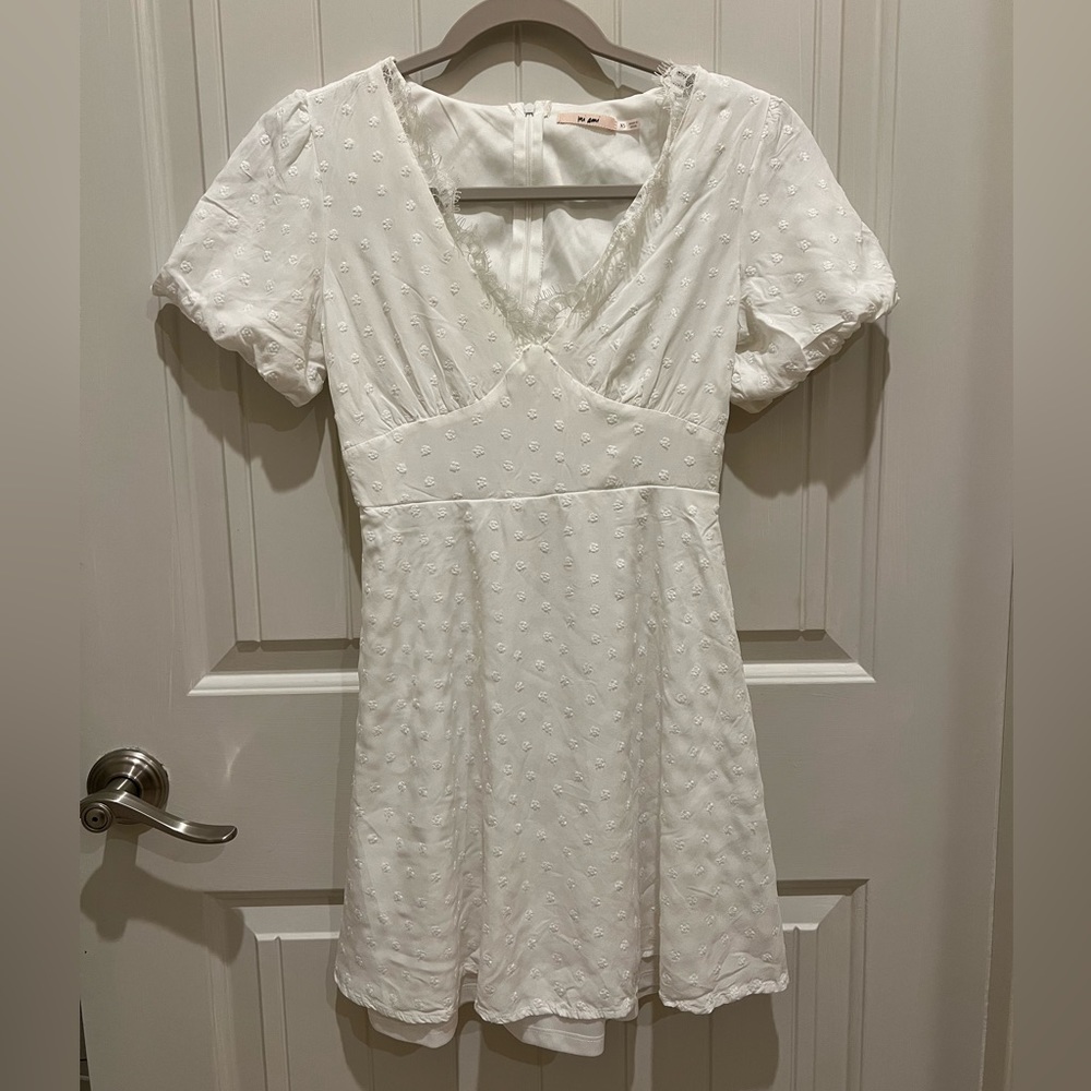 Francesca’s white dress 🤍✨